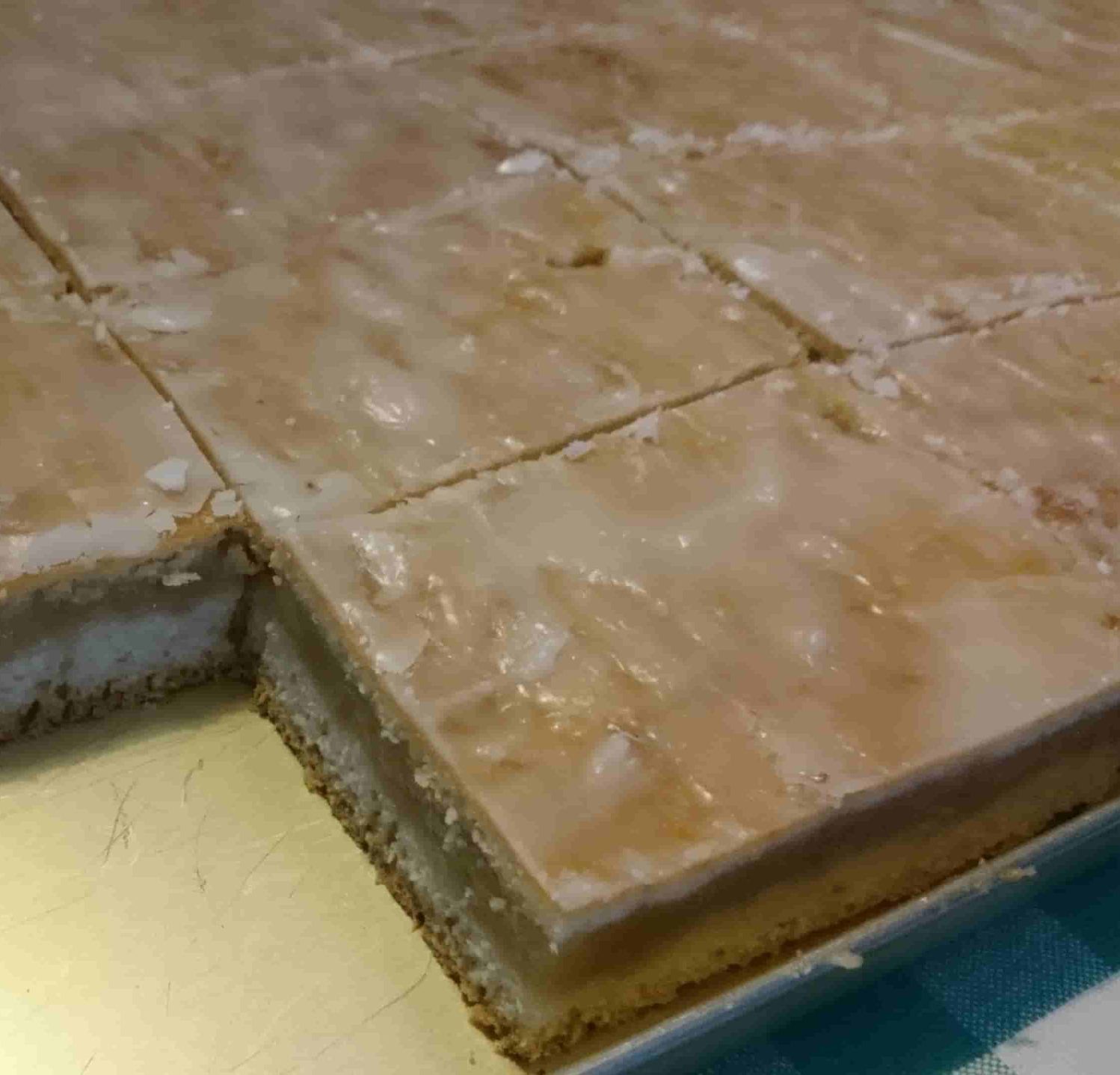 optimized_21._tarta_de_manzana_en_cuadrados