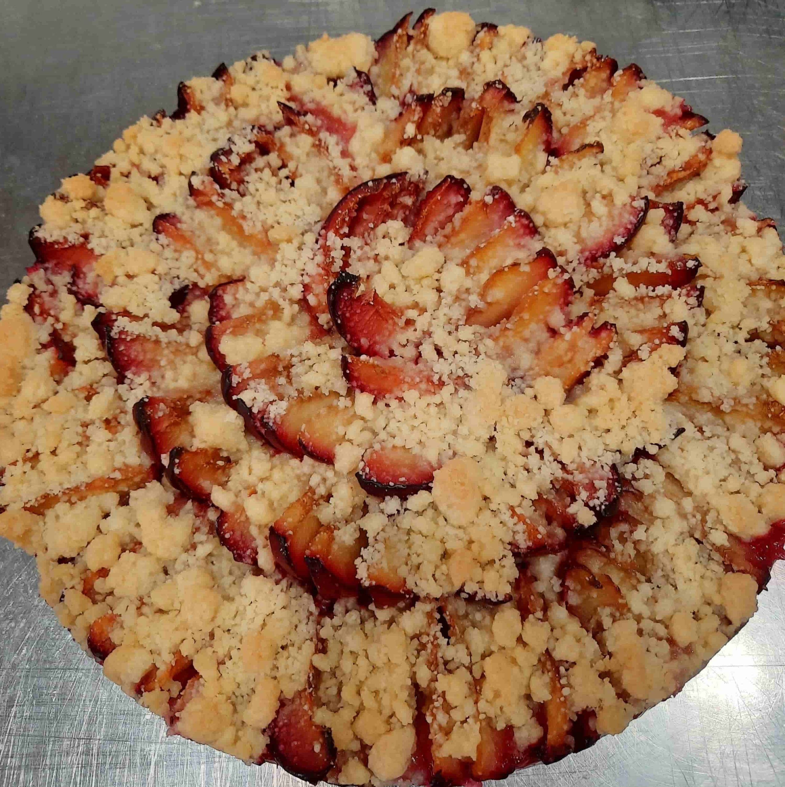 optimized_6._kuchen_de_ciruela_con_migas